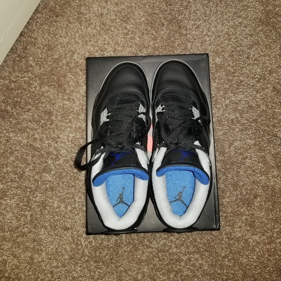 Air Jordan Retro 4 Motorsport Black - Picture 4 of 5